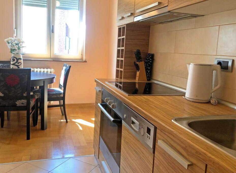 Quince Apartment-Free Parking-City Center Белград Экстерьер фото