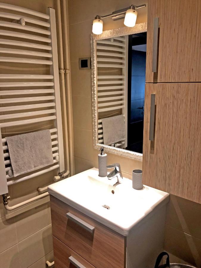 Quince Apartment-Free Parking-City Center Белград Экстерьер фото